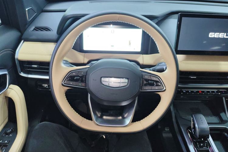 Used Geely Auto Haoyue L 2023 2.0T DCT Flagship Version