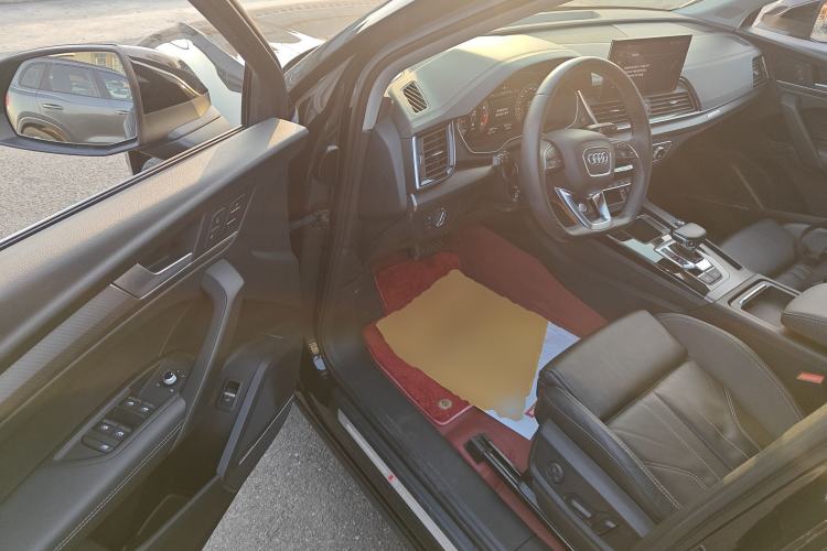 Used Audi Q5L 2022 45T Luxury Dynamic Model Driver Seat