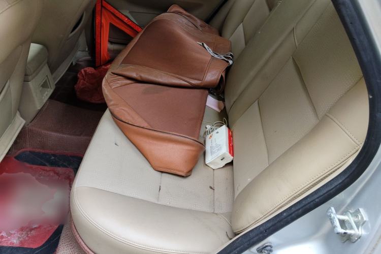 Used Buick Excelle 2013 1.5L Manual Classic Model
