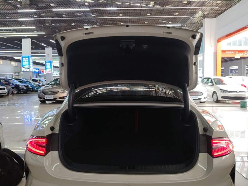 Used Xiaomi Auto SU7 2024 Rear-Drive Long-Range Intelligent Driving Version — 18