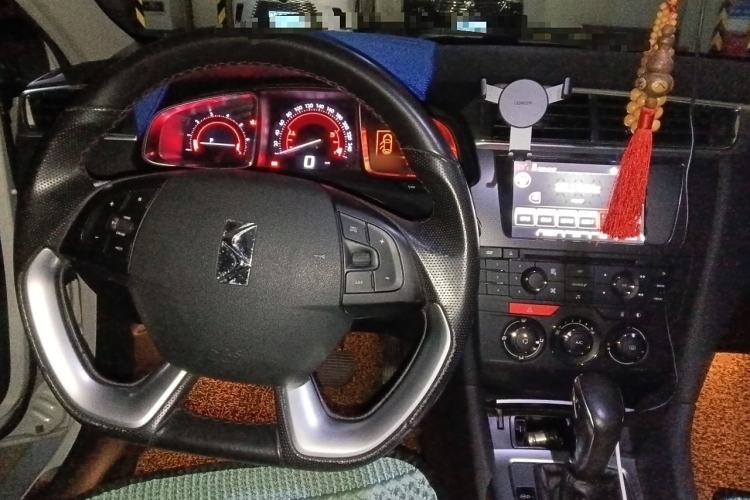 Used DS 6 2014 1.6T Elegant Version THP160
