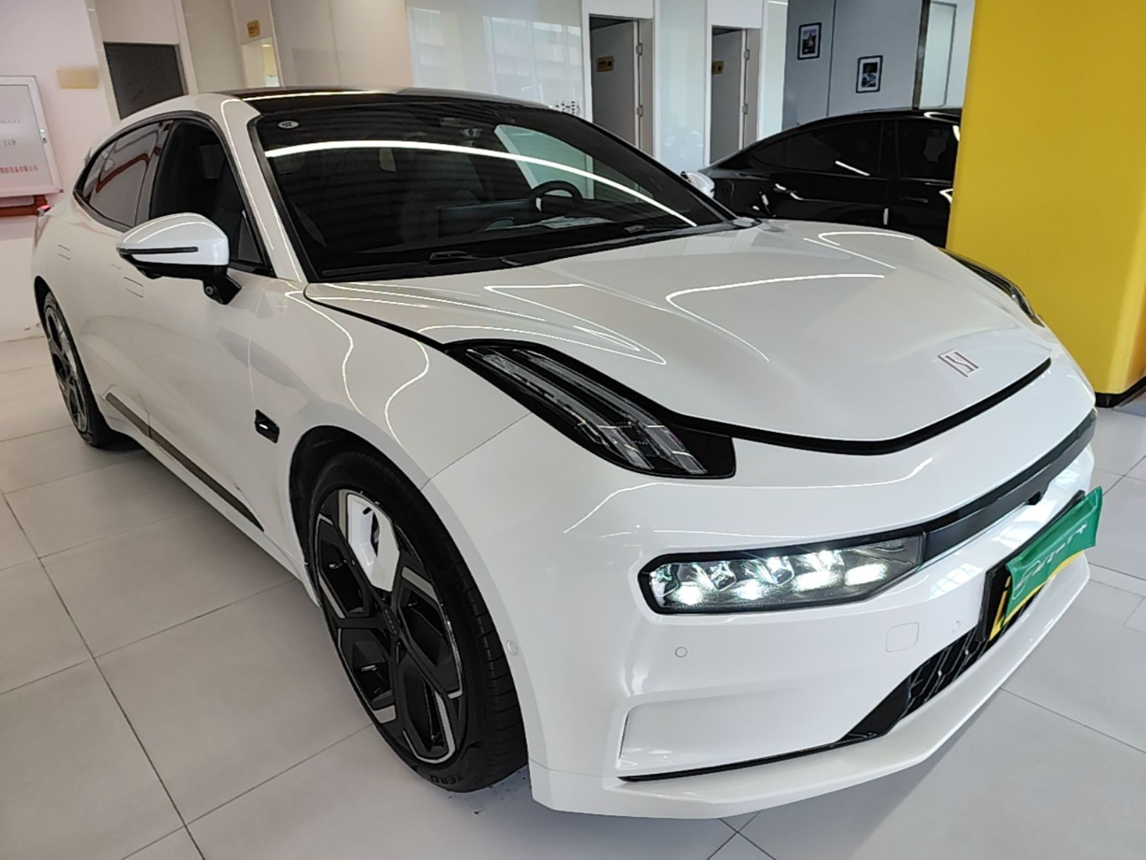 Zeekr 001 2023 YOU Edition 100 kWh — снимка 3