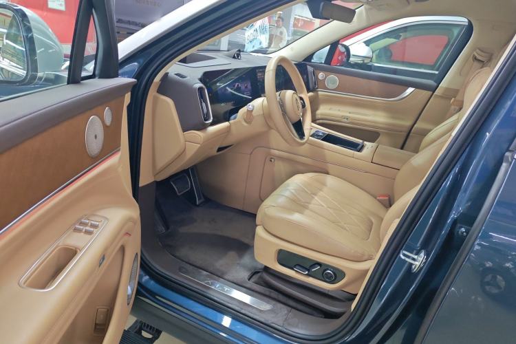 Used Hima AITO M9 2024 Range-Extended Ultra Version 52 kWh 5-Seater Model
