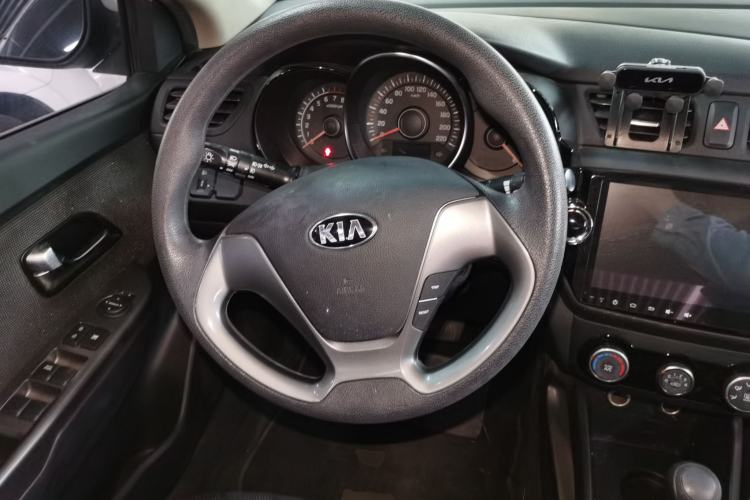 Used Kia K2 2015 Sedan 1.4L Automatic GLS