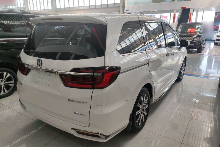 Used Honda Odyssey 2024 2.0L eHEV Sharp & Enjoy Edition
