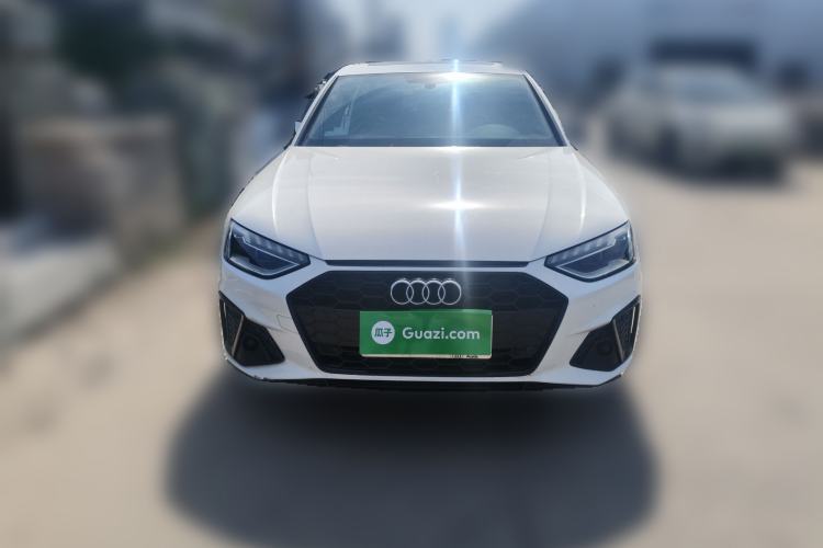 Used Audi A4L 2022 40 TFSI Luxury Dynamic Model
