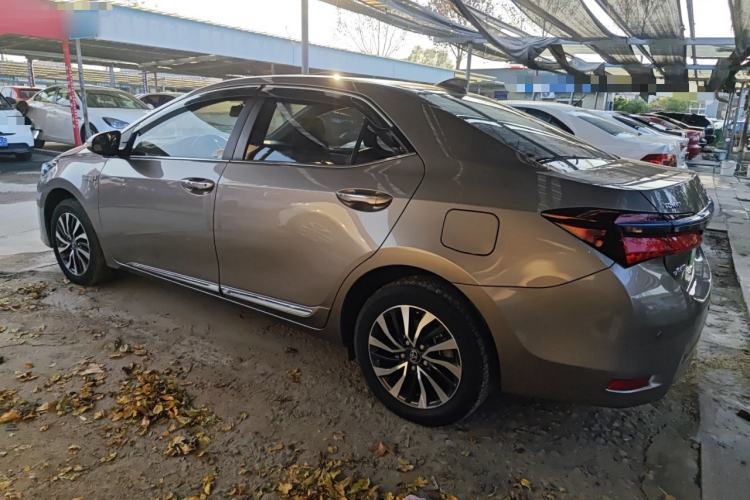 Used Toyota Corolla Hybrid E+ 2019 1.8L E-CVT Luxury Edition

