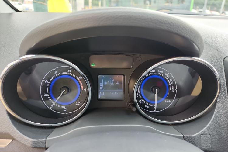 Used Cowin E3 2018 1.5L Automatic Luxury Version