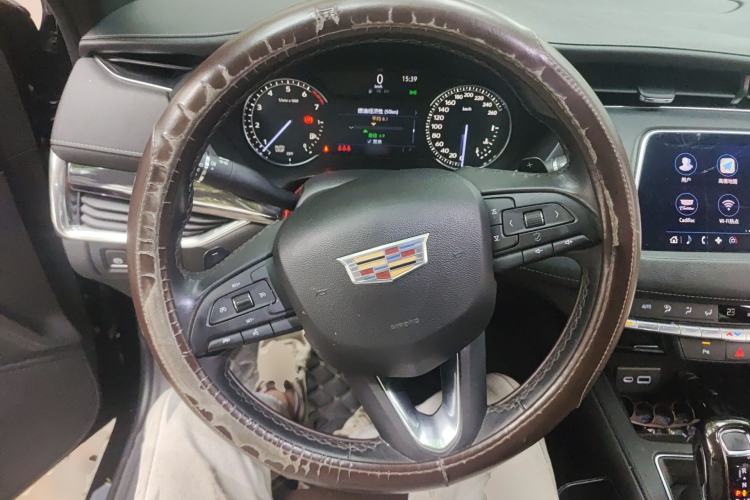 Used Cadillac XT4 2018 28T Two-Wheel Drive Tech Version
