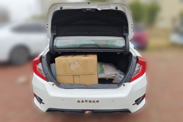 Used Honda Civic 2016 220TURBO CVT Prestige Edition
