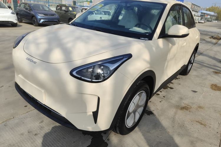 Used Geely Galaxy Geome 2025 410 km Free Version