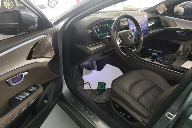 Used BYD Han 2020 EV Long-Range Luxury Model Driver Seat