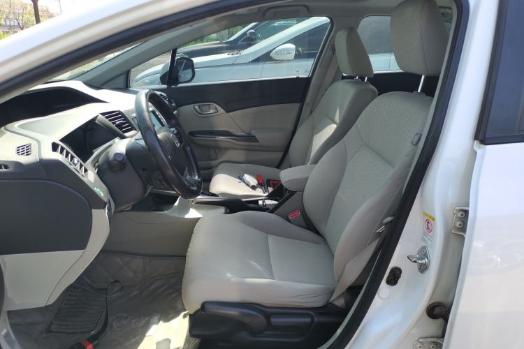 Used Honda Civic 2014 1.8L automatic comfort version
