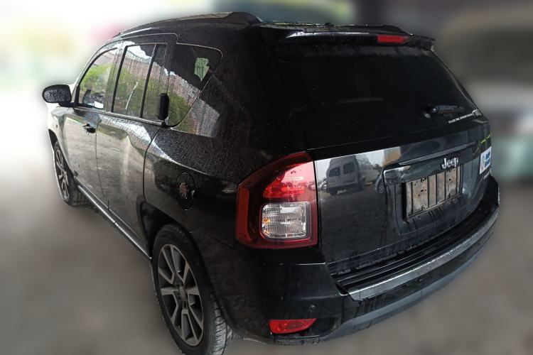 Used Jeep Compass 2014 2.0L two-wheel drive luxury version Rear Left 45 Deg