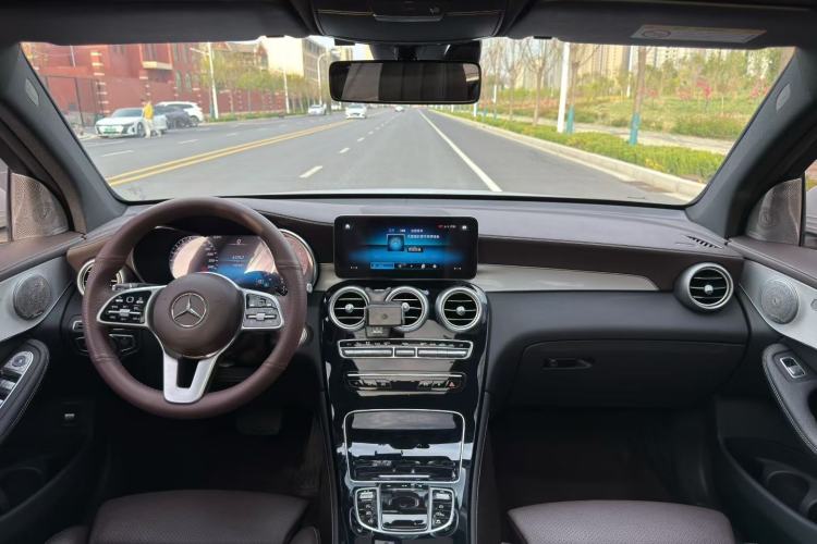 Used Mercedes-Benz GLC 2020 Facelifted GLC 260 L 4MATIC Dynamic Edition
