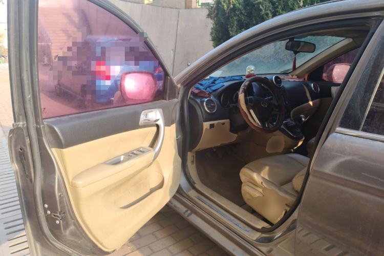 Used Haval H6 2011 2.0L Manual Two-Wheel Drive Elite Version
