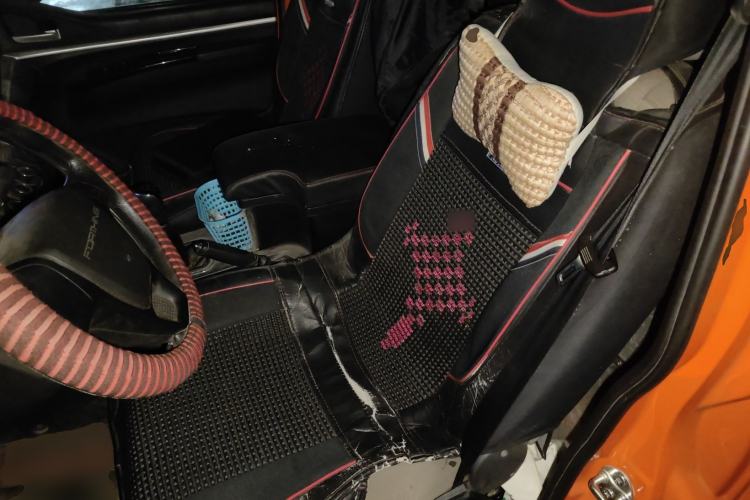 Used FORTHING Lingzhi 2022 V3 1.6L Base Model 2 Seats
