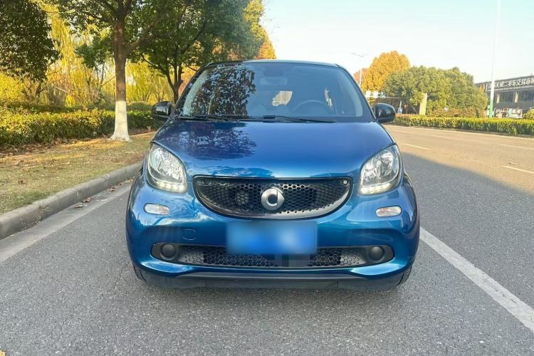 Used smart forfour 2016 1.0L 52 kW Passion Edition
