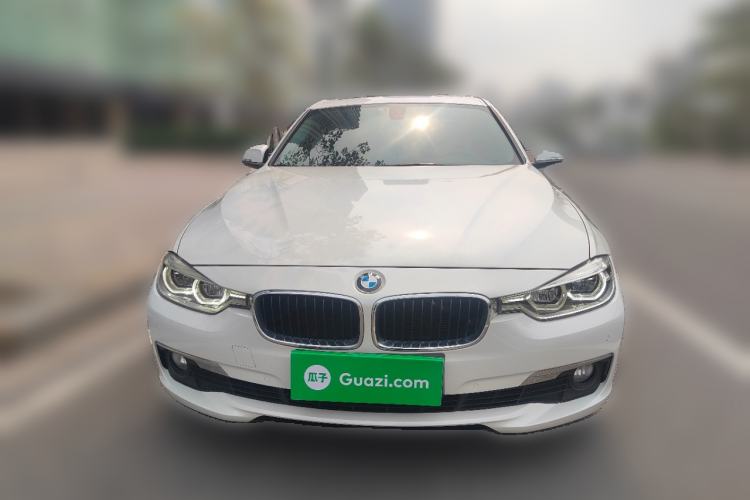 Used BMW 3 Series 2016 320Li Ambition Model
