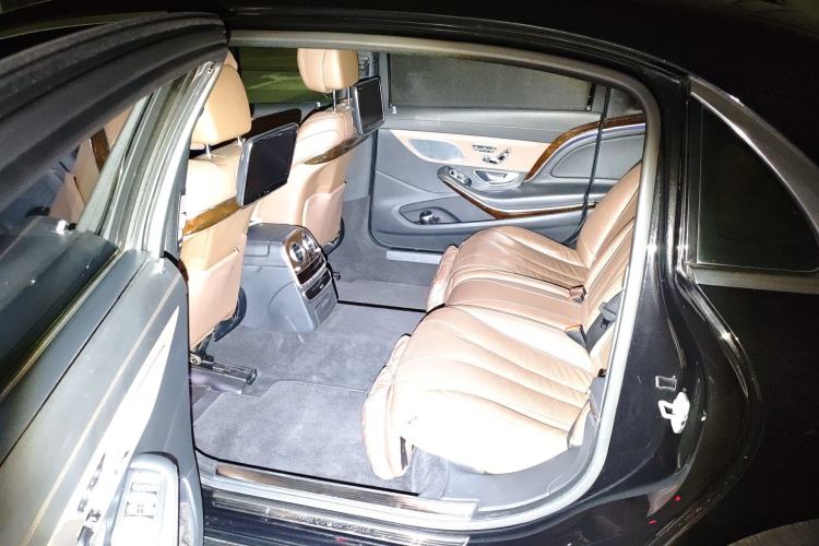 Used Mercedes-Benz Maybach S-Class 2015 S 400 4MATIC Left Rear Seat