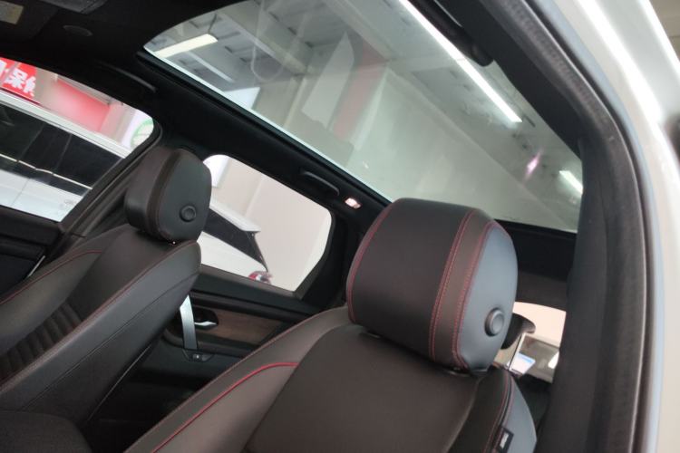 Used Land Rover Discovery Sport 2022 249 PS R-Dynamic S Performance Edition 5 Seats Headliner