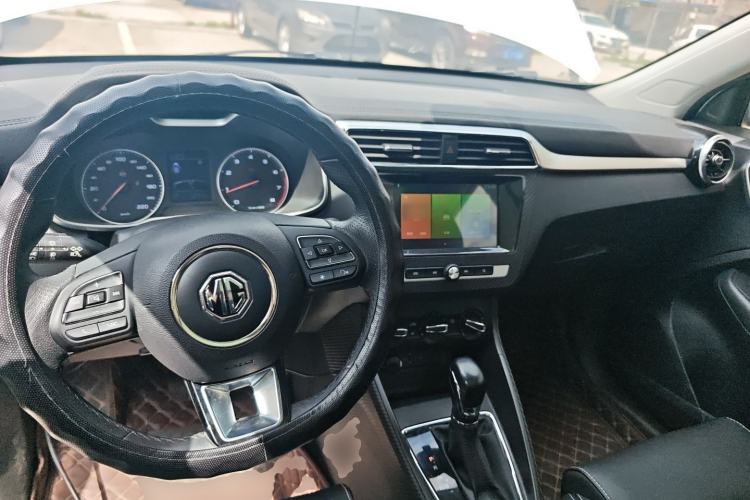 Used MG ZS 2018 1.5L Automatic Luxury Edition China V Standard Center Console