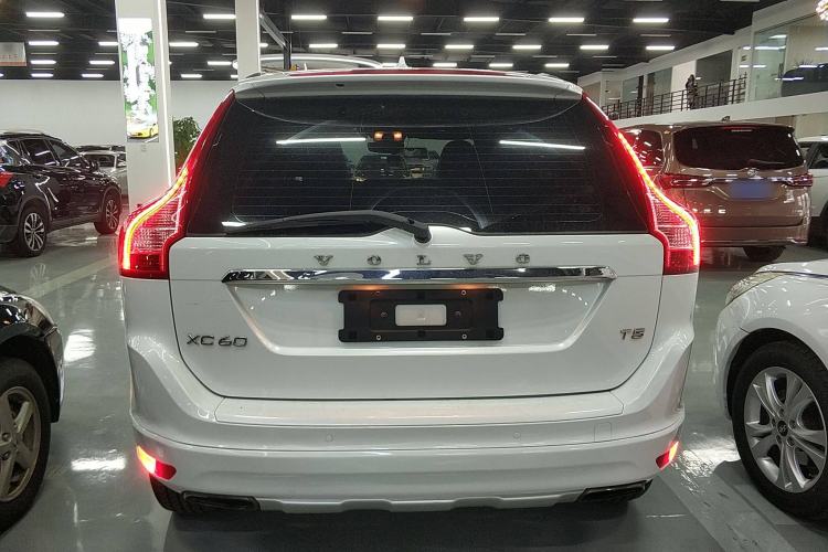 Used Volvo XC60 2014 T5 Zhiyi Edition
