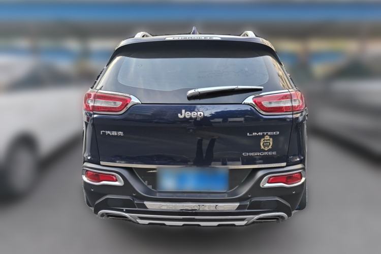 Used Jeep Cherokee 2017 2.4L Leading Edition
