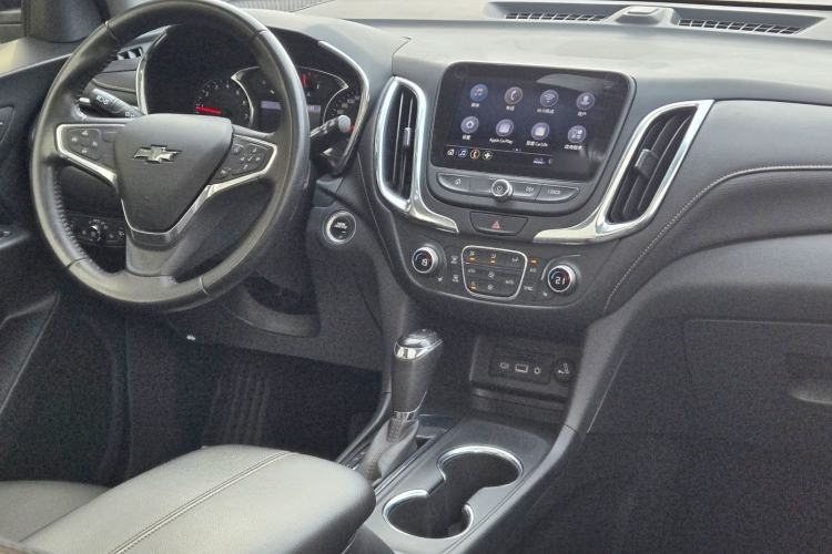 Used Chevrolet Equinox 2019 535T Automatic YuJie Edition China V Standard Interior 3