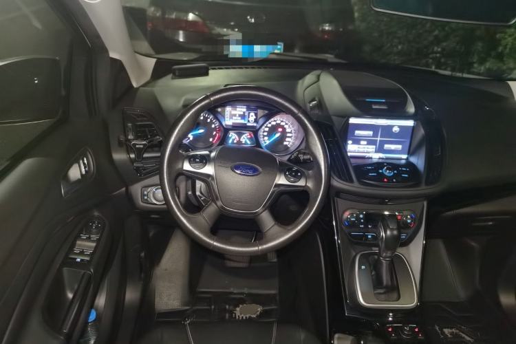 Used Ford Kuga 2015 2.0L GTDi Four-Wheel-Drive Sport Model