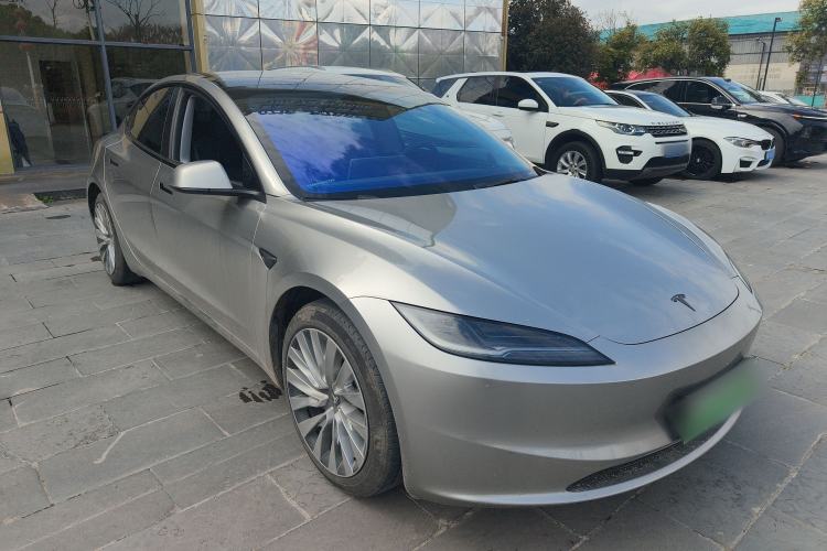 Used Tesla Model 3 2023 Rear-Wheel-Drive Version
