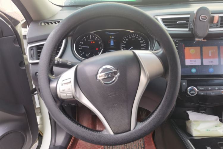 Used Nissan X-Trail 2014 2.0L CVT Smart Edition 2WD
