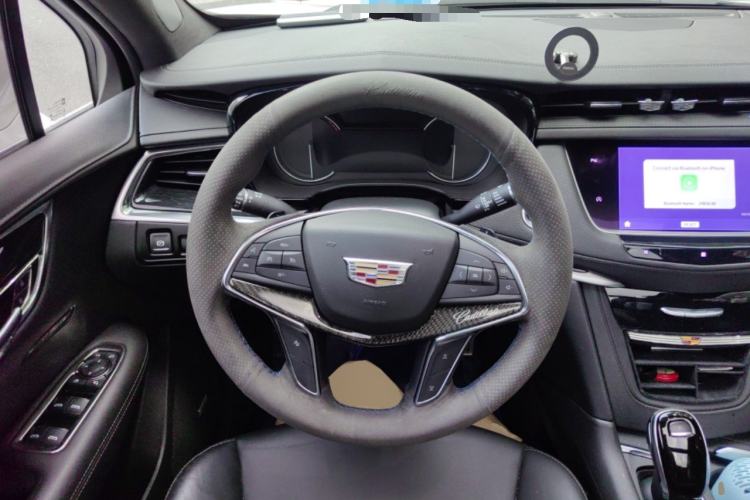 Used Cadillac XT5 2020 28T Luxury Version Steering Wheel