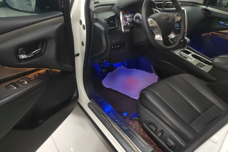 Used Nissan Murano 2021 2.5L XL Two-Wheel Drive Smart Connect Luxury Edition Driver Seat