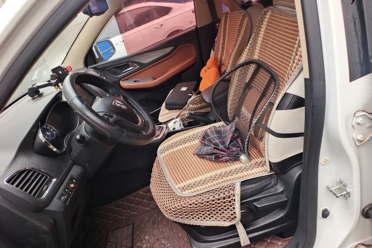 Used Baojun 560 2016 1.8L iAMT Elite Edition