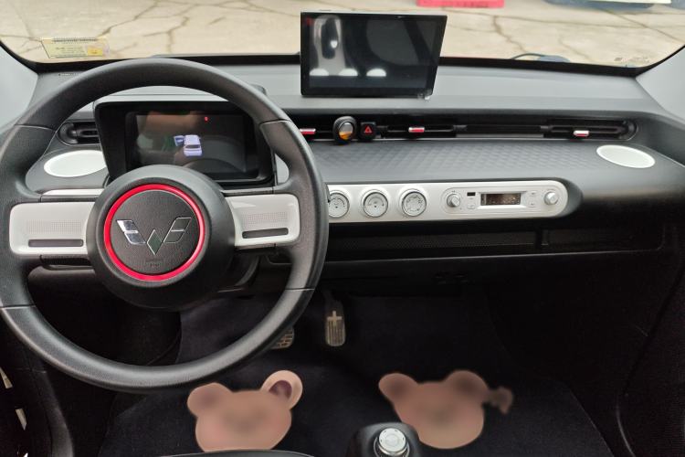 Used Wuling Hongguang MINIEV 2022 GAMEBOY 200km Gaming Edition with Lithium Iron Phosphate Center Console