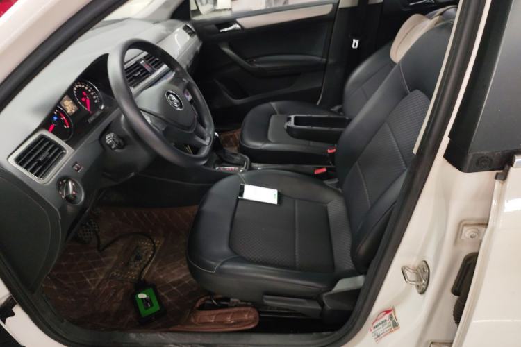 Used Volkswagen Santana 2015 Haval H6 1.6L Automatic Comfort Model