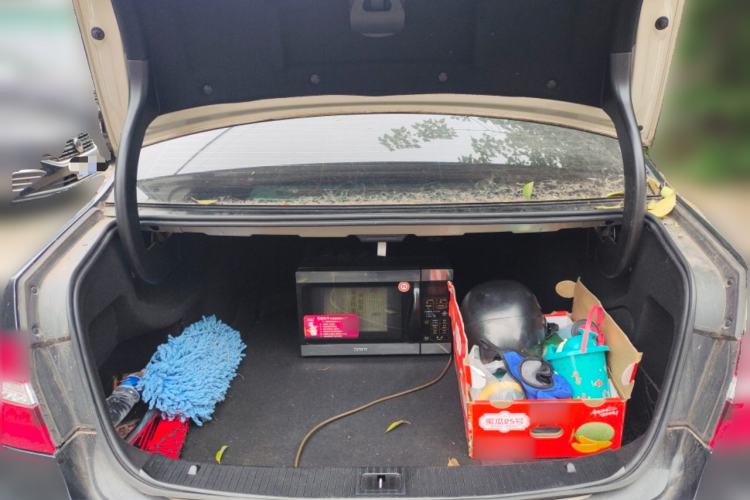 Used Mercedes-Benz E-Class 2010 E 260 L CGI Elegant Model
