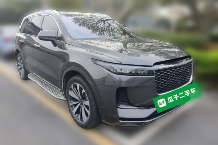 Used Li Auto ONE 2021 Extended-Range 6-Seater Version Front Right 45 Deg
