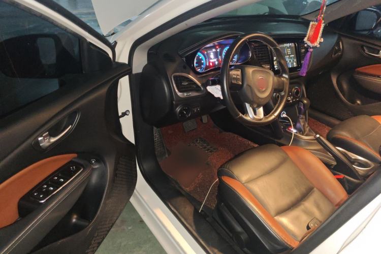 Used Fiat Viaggio 2015 1.4T Automatic Jingxiang Edition
