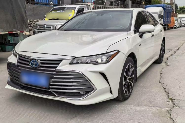 Used Toyota Avalon 2019 Dual-Engine 2.5L Luxury Edition China VI Standard
