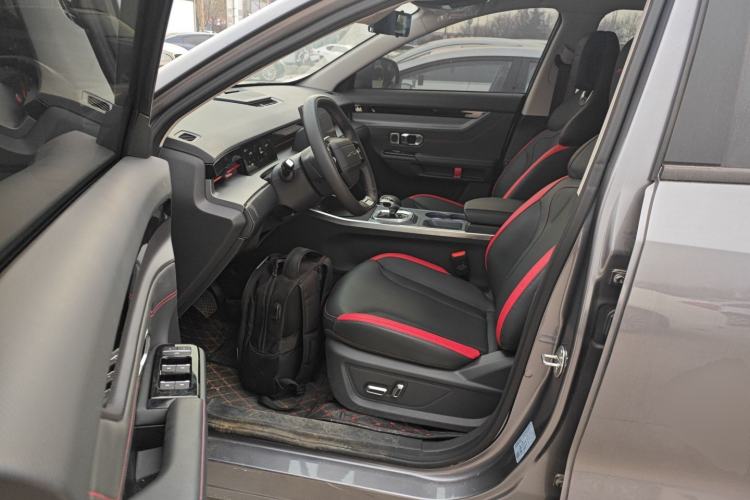 Used JETOUR Dashing 2025 1.5T DCT Youth UP