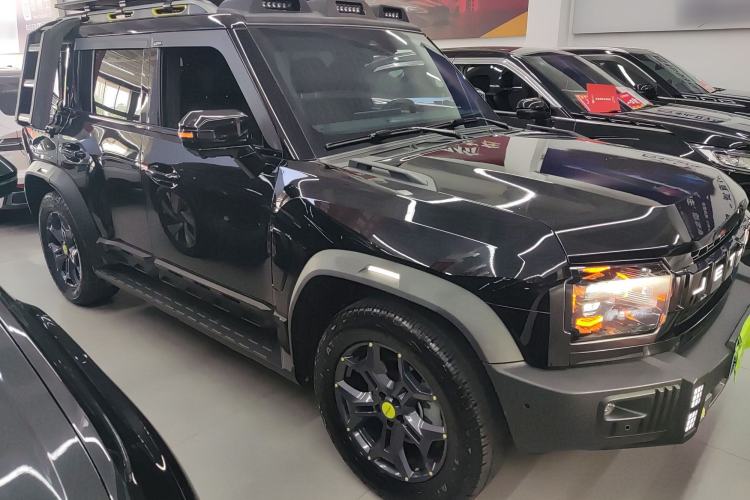 Used JETOUR Traveler 2023 2.0T All-Wheel Drive CrossPRO+
