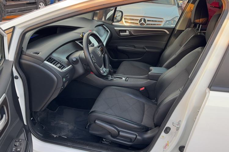 Used Honda Jade 2016 1.8L Automatic Comfort Version 5 Seats
