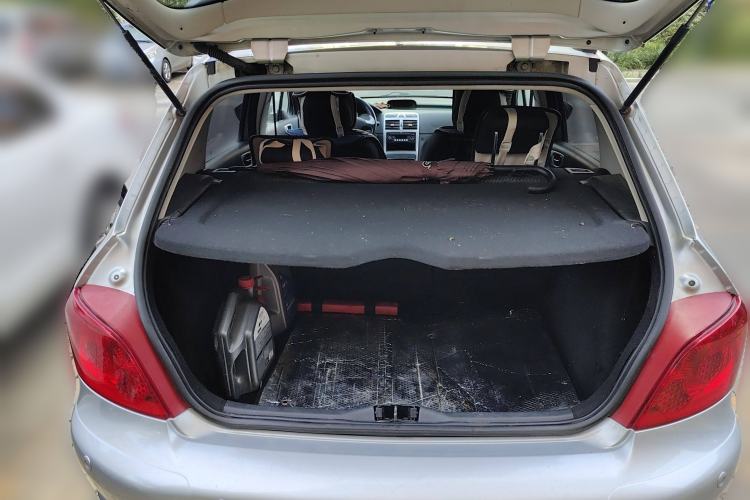 Used Peugeot 307 2013 1.6L Manual CROSS