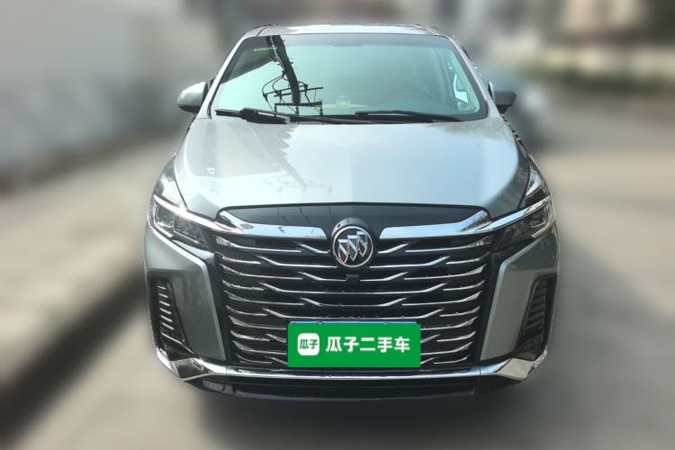 Used Buick GL8 2023 Land Executive Class Comfort Model
