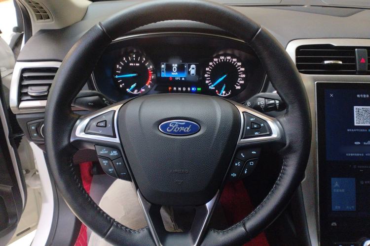 Used Ford Mondeo 2020 EcoBoost 180 Stylish Model Steering Wheel