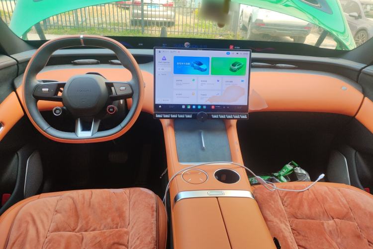 Used Xiaomi Auto YU7 2025 Ultra-Long Range All-Wheel Drive Pro Version
