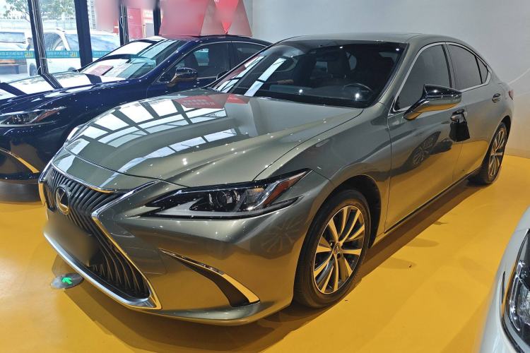 Used Lexus ES 2020 200 Excellence Edition