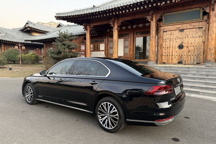 Used Volkswagen Phideon 2019 380TSI Two-Wheel Drive Business Edition China VI Standard